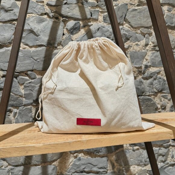 Valentino Black Star Crystal Rolling Rockstud Crossbody Bag - Picture 16 of 16